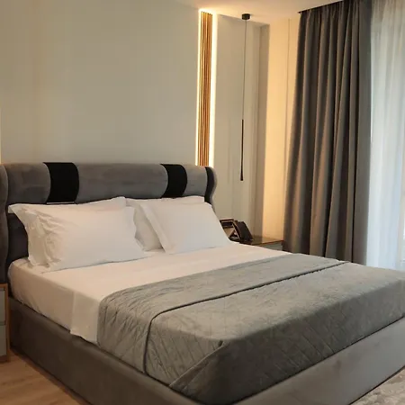 Vila-l Ξενοδοχείο 4*